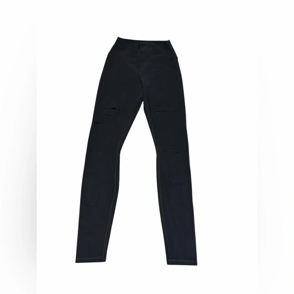 ALO Yoga High-Waist Ripped Warrior Leggings | Black | Size M